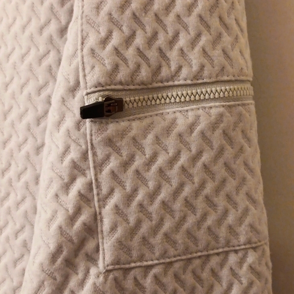 Nine West plus size pullover - Picture 2 of 5